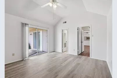 13422 Blossomheath Lane, Dallas, TX 75240 - Photo 9
