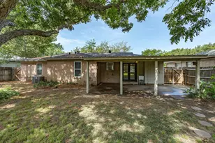 828 Billie Ruth Ln, Hurst, TX 76053 - Photo 31