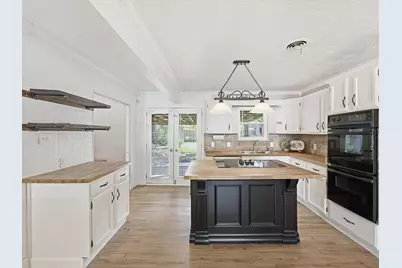 828 Billie Ruth Lane, Hurst, TX 76053 - Photo 13