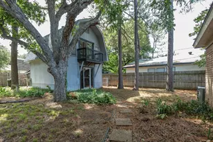 828 Billie Ruth Ln, Hurst, TX 76053 - Photo 29