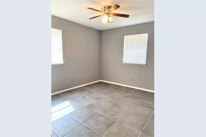 5609 Conlin Drive, Fort Worth, TX 76134 - Photo 13