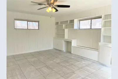 5609 Conlin Drive, Fort Worth, TX 76134 - Photo 9