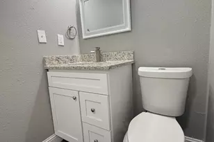 502 E Park Ave, Sherman, TX 75090 - Photo 15