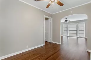 5829 E Mockingbird Ln, Dallas, TX 75206 - Photo 9