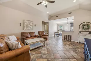 1131 Greens Creek Cir, Stephenville, TX 76401 - Photo 5