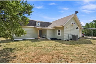 2117 County Road 2010 #B, Glen Rose, TX 76043 - Photo 25