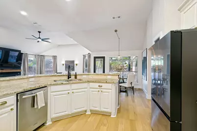 10217 Forrest Drive, Frisco, TX 75035 - Photo 9