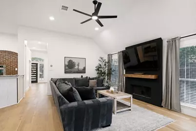10217 Forrest Drive, Frisco, TX 75035 - Photo 3
