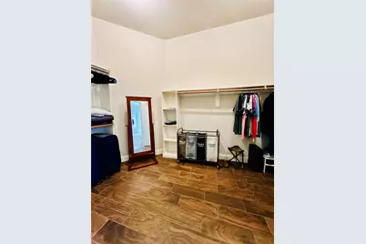 5851 Lorenzo Drive, Grand Prairie, TX 75052 - Photo 13