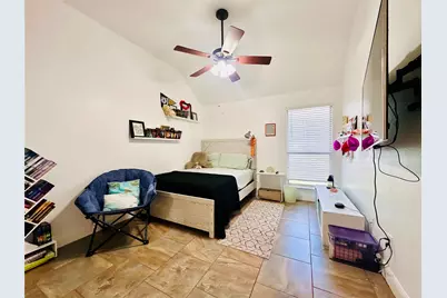 5851 Lorenzo Drive, Grand Prairie, TX 75052 - Photo 21