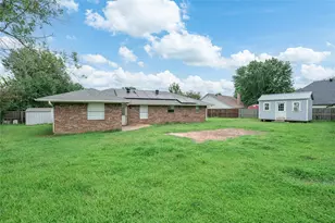 2205 Canyon Cir, Bonham, TX 75418 - Photo 17