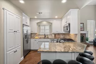 1239 Falcon Trail, Bedford, TX 76021 - Photo 9