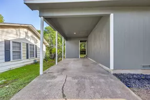 2415 W Morton St, Denison, TX 75020 - Photo 3