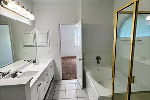 9736 Indian Canyon Dr, Plano, TX 75025 - Photo 11