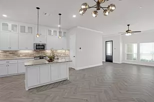 1914 Melinda Ln, Farmers Branch, TX 75234 - Photo 11