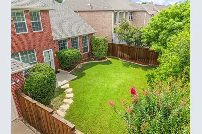 9024 Fox Hollow Trail, Irving, TX 75063 - Photo 25
