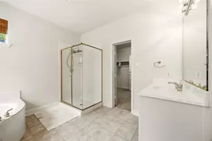 9024 Fox Hollow Tr, Irving, TX 75063 - Photo 15
