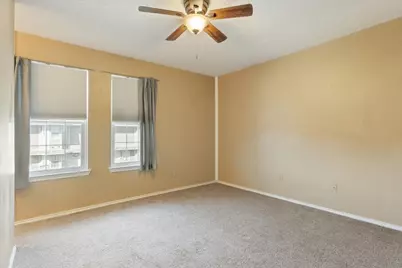 1325 Speight Avenue, Waco, TX 76706 - Photo 21