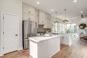 2824 Weisenberger St, Fort Worth, TX 76107 - Photo 9