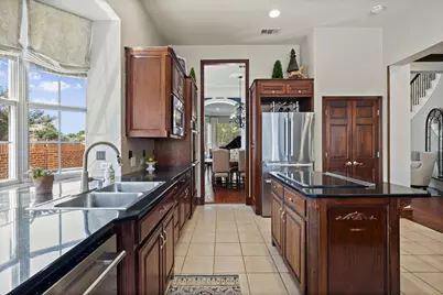 10624 Star Meadow Drive, Frisco, TX 75033 - Photo 9