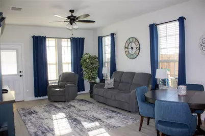 642 Sandiford Court, Mansfield, TX 76063 - Photo 3