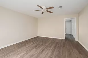 640 W Marshall St, Van Alstyne, TX 75495 - Photo 7