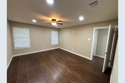1570 Sutter Street, Dallas, TX 75216 - Photo 3