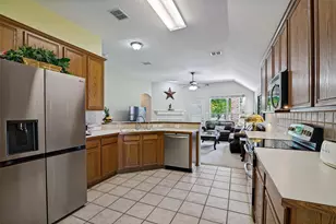 8702 Nairn St, Rowlett, TX 75089 - Photo 11