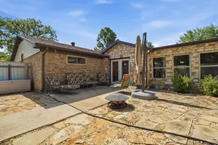 706 Squires Ln, Krugerville, TX 76227 - Photo 35