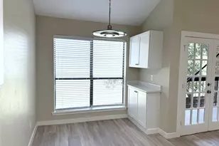 7525 Holly Hill Dr, Dallas, TX 75231 - Photo 11