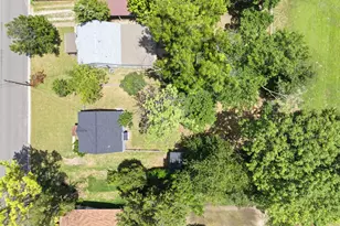 707 W Water St, Weatherford, TX 76086 - Photo 7