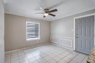 2904 S Fielder Rd, Arlington, TX 76015 - Photo 11