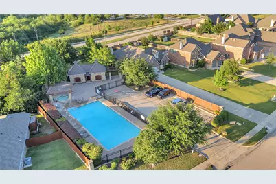 4512 Seventeen Lakes Court, Fort Worth, TX 76262 - Photo 37
