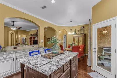 4512 Seventeen Lakes Court, Fort Worth, TX 76262 - Photo 11