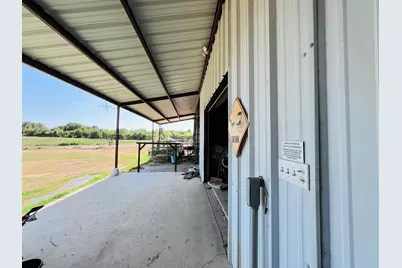 706 County Road 4599, Boyd, TX 76023 - Photo 29
