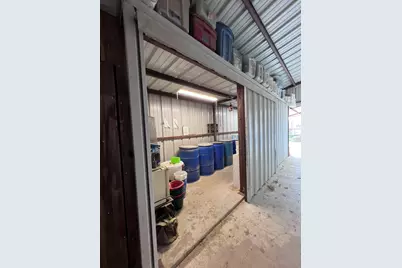 706 County Road 4599, Boyd, TX 76023 - Photo 31