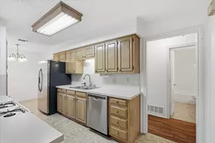 1815 Wisteria St, Denton, TX 76205 - Photo 11