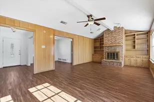 1815 Wisteria St, Denton, TX 76205 - Photo 7