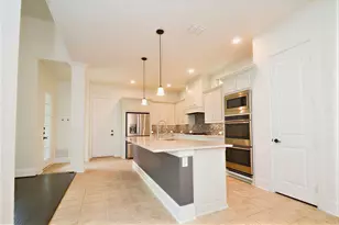 516 Four Stones Blvd, Lewisville, TX 75056 - Photo 5