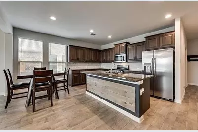 16040 Tottenhall Pass, Fort Worth, TX 76247 - Photo 5