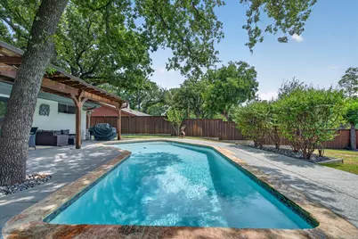 1317 W Redbud Drive, Hurst, TX 76053 - Photo 35