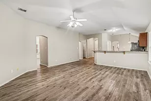 10728 Lipan Trail, Fort Worth, TX 76108 - Photo 3