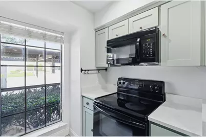 322 W Harwood Road #B, Hurst, TX 76054 - Photo 11