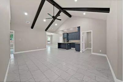 407 E Willingham Street, Cleburne, TX 76031 - Photo 13