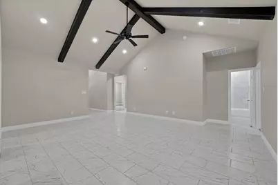 407 E Willingham Street, Cleburne, TX 76031 - Photo 15