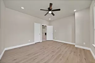407 E Willingham St, Cleburne, TX 76031 - Photo 25