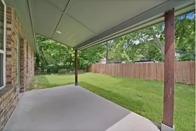 407 E Willingham Street, Cleburne, TX 76031 - Photo 9