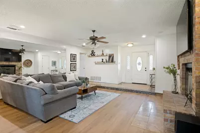 7809 Miracle Lane, North Richland Hills, TX 76182 - Photo 5