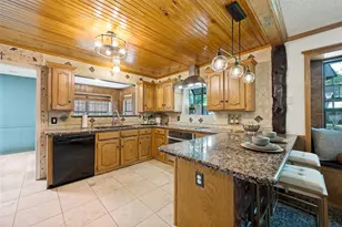 7809 Miracle Ln, North Richland Hills, TX 76182 - Photo 5