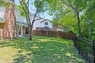 407 Valley Cove Dr, Richardson, TX 75080 - Photo 3